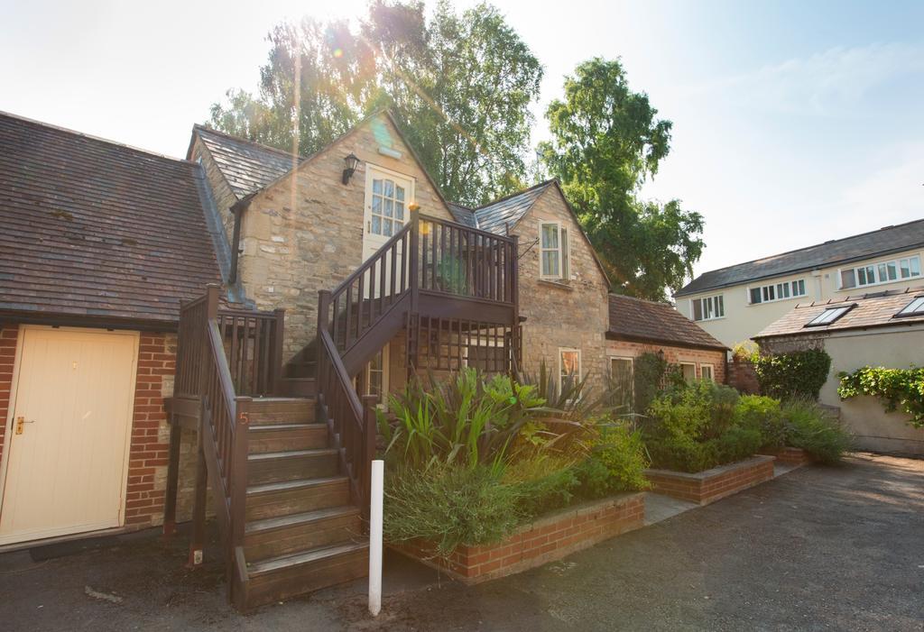 The Talbot Inn Cirencester Exterior foto